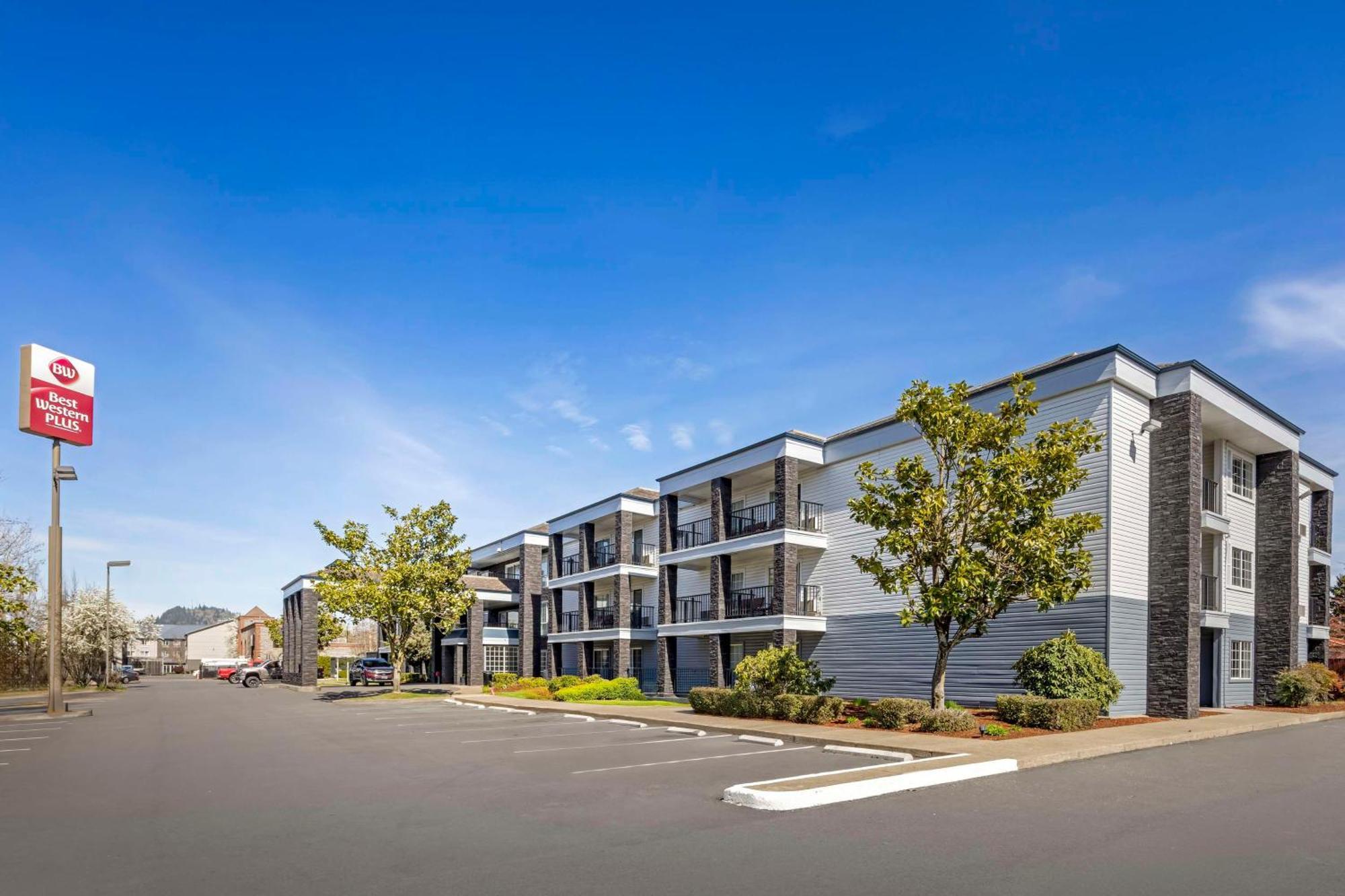 Best Western Plus Grand Manor Inn Springfield Exterior foto